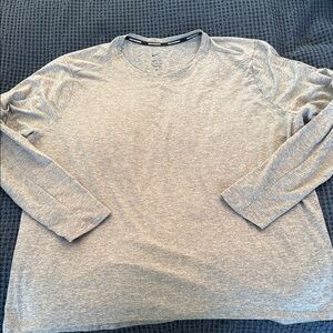 Nike Men's Heather Gray Long Sleeve Tee